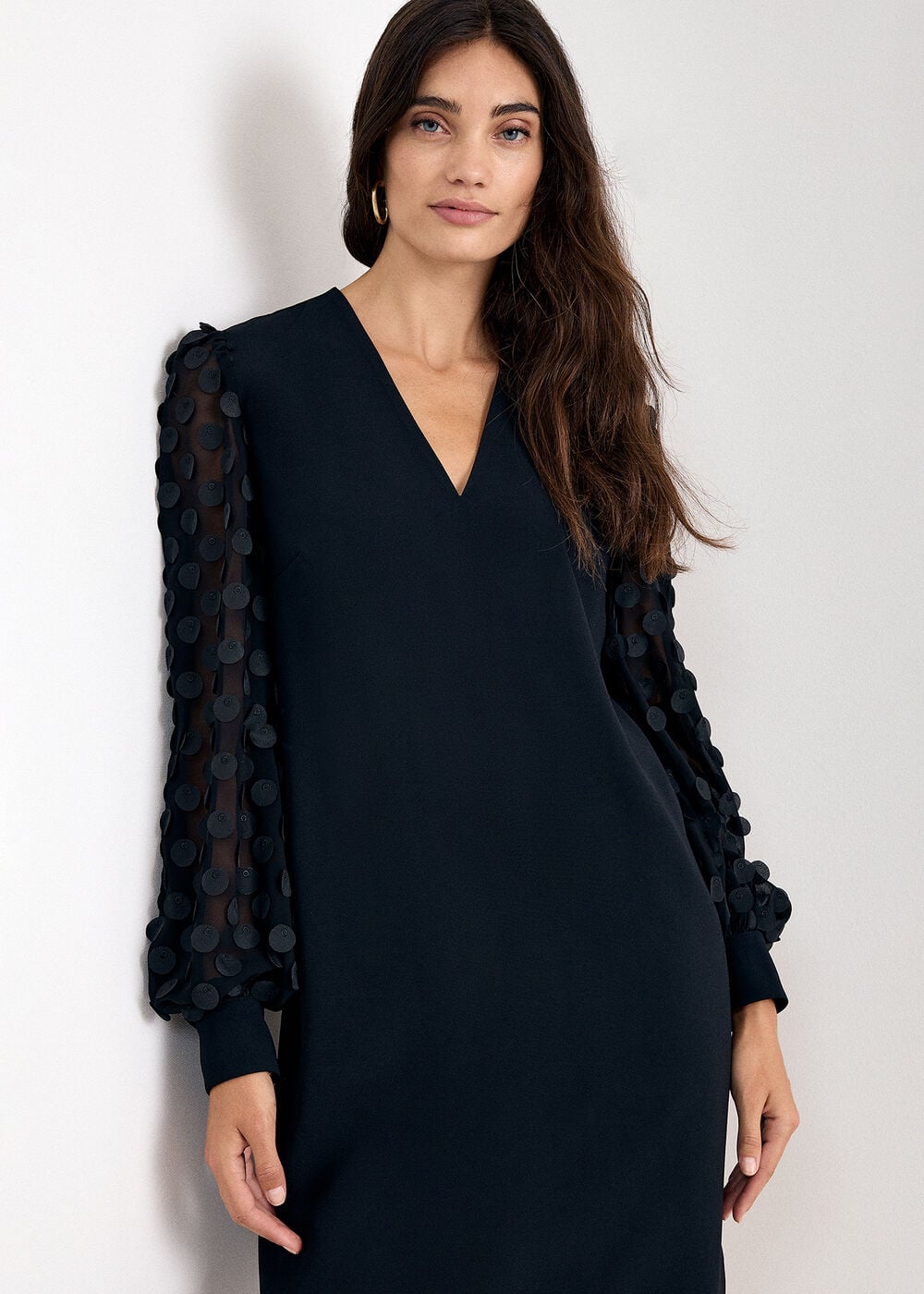 The Aveline Tailored Wool-Blend Coat - Image 4 The Aveline Tailored Wool-Blend Coat