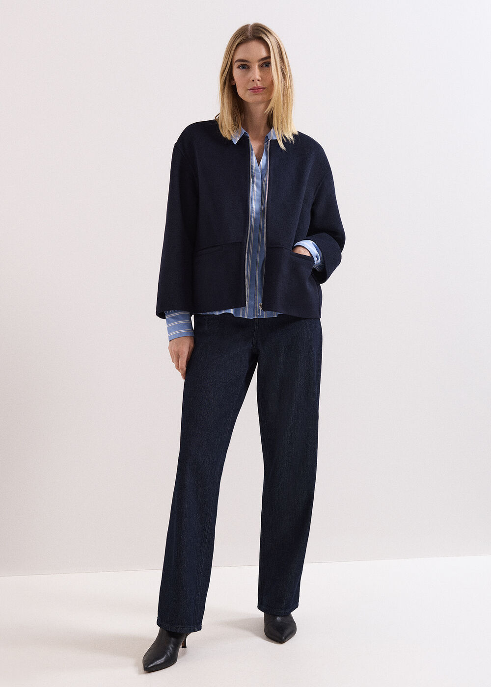 The Elysian Contemporary Structured Jacket - Image 3 The Elysian Contemporary Structured Jacket