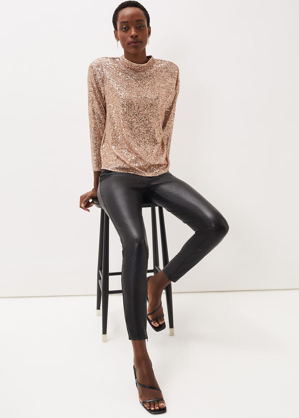 The Valeria High-Rise Wide-Leg Jeans - Image 4 The Valeria High-Rise Wide-Leg Jeans