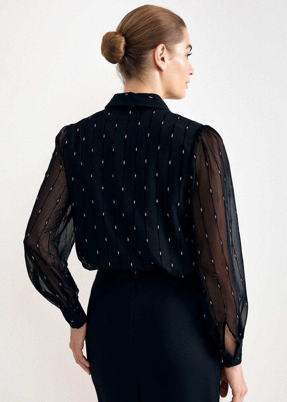 The Valeria Tailored Button-Down Shirt - Image 2 The Valeria Tailored Button-Down Shirt