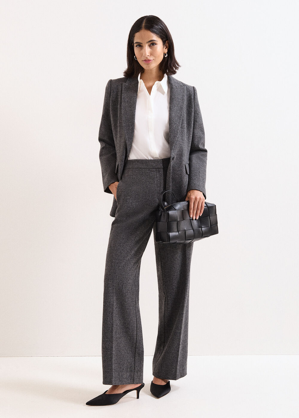 The Vivienne Contemporary Structured Jacket - Image 3 The Vivienne Contemporary Structured Jacket